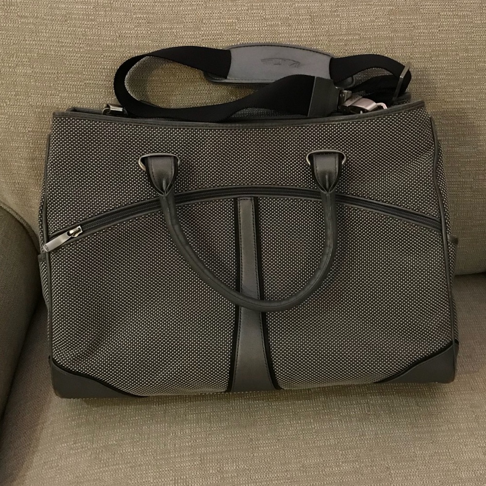 Tumi Crossbody/Messenger laptop bag